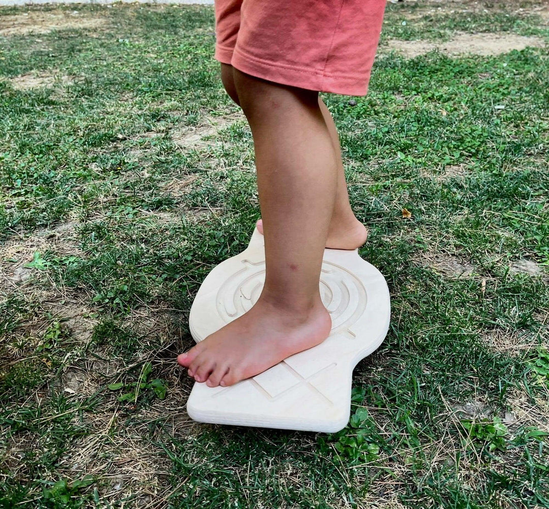 Maze Wooden Balance Board: Enhance Your Balance – Kidodido