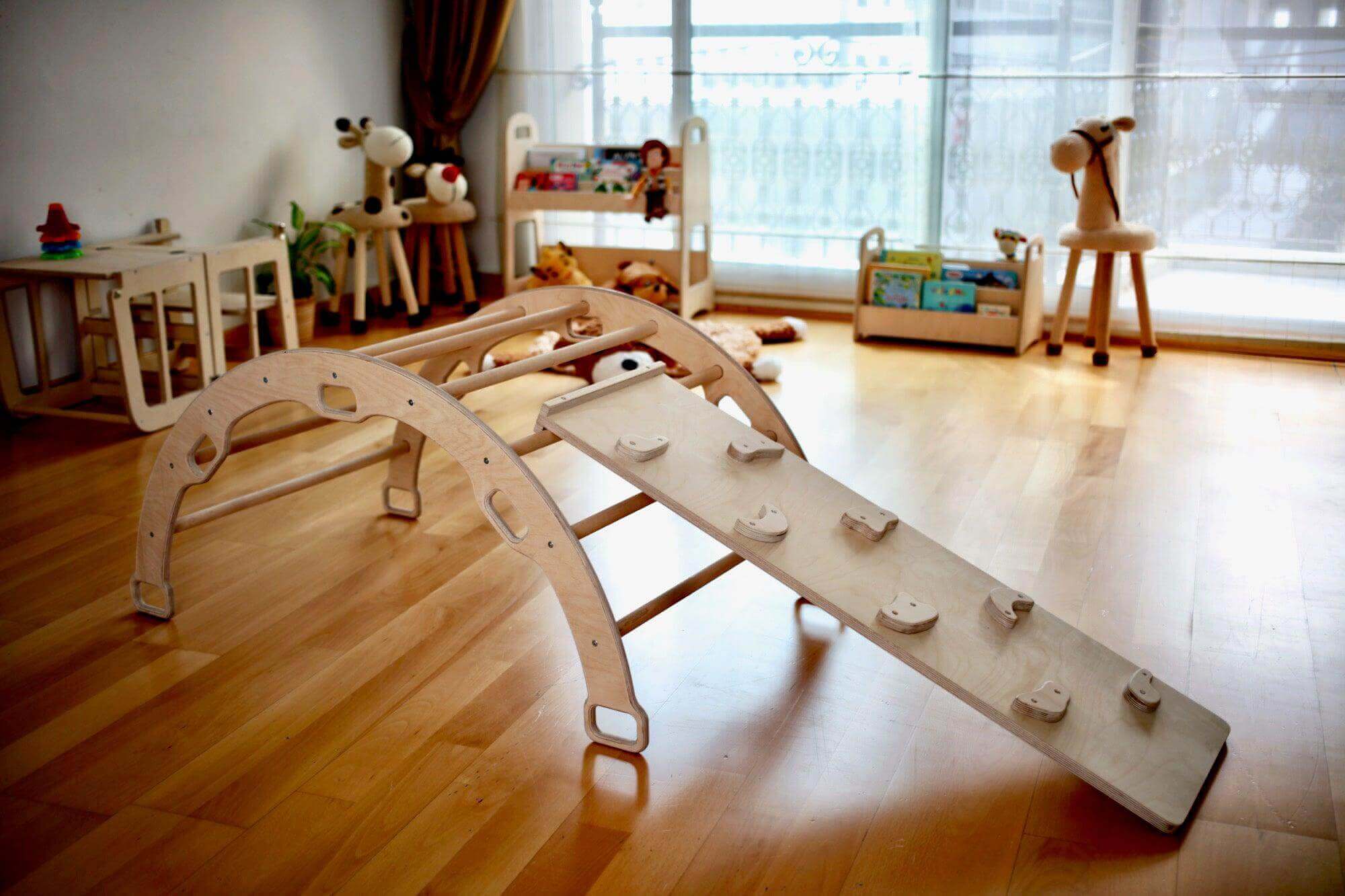 Montessori Arch Rocker with Ramp and Pillow - Kidodido