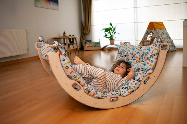 Montessori Climber Arch with Safari Pillow - Kidodido